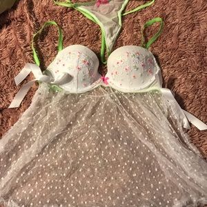 Victoria’s Secret sleep set 34C 🌸